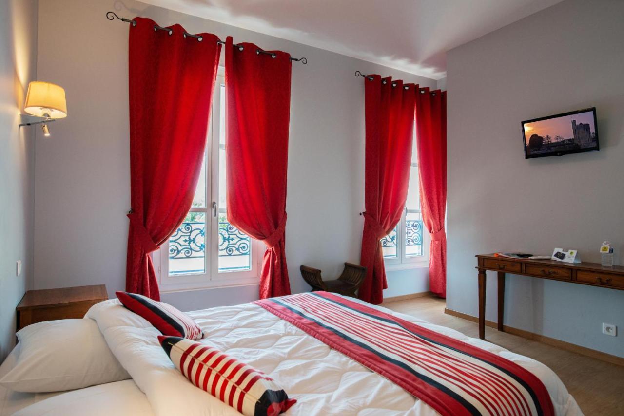 Logis Hotel De La Tour Libourne Exterior photo