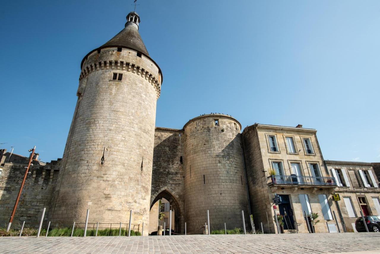 Logis Hotel De La Tour Libourne Exterior photo